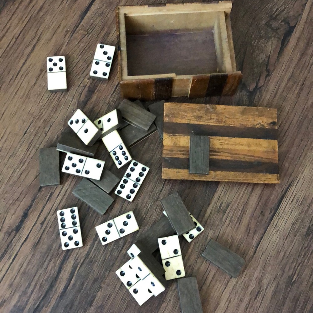 1920’s dominoes - Picture 4 of 4